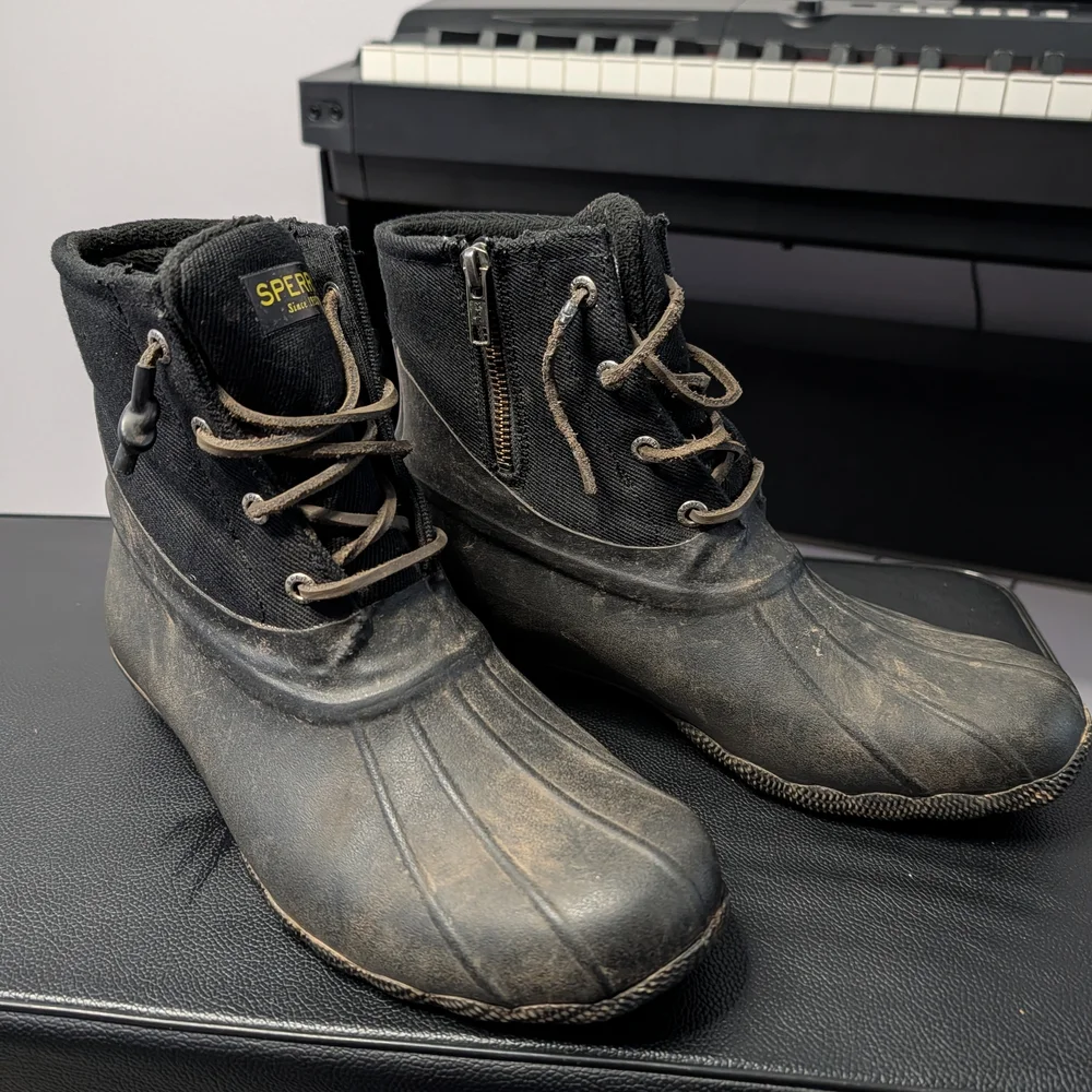 Sperry Saltwater Duck Boots | Waterproof Lace-Up | Black‎ | Women’s 9 STS84384